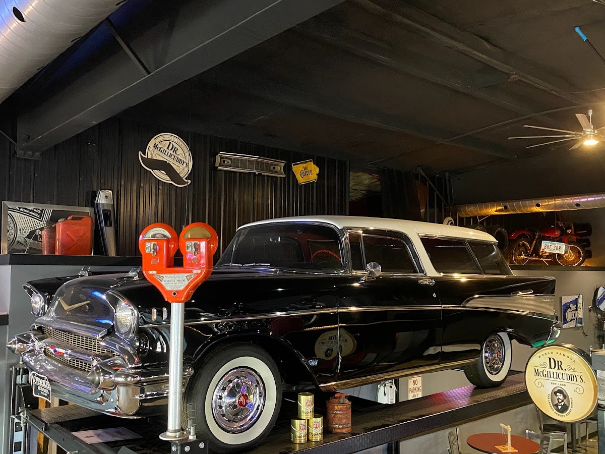 Whiskey Throttle Bar & Grill